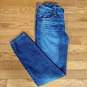 American Eagle Outfitters Skinny Jeans Jegging - Size 2 Short